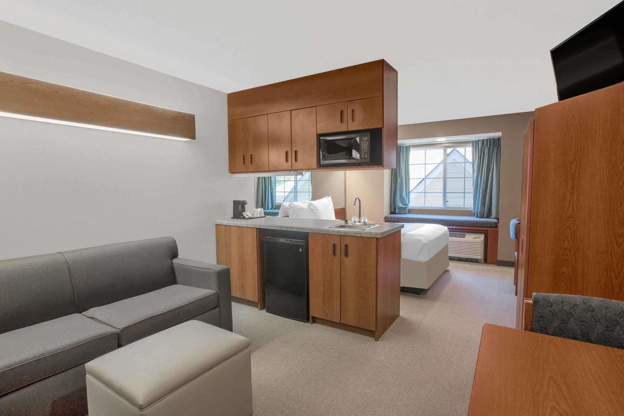 Microtel Inn & Suites By Wyndham Gardendale Kültér fotó